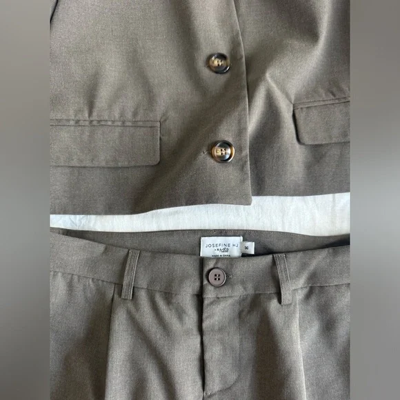 Josephine HJ x NA-KD Skirt Set - Tan/Gray